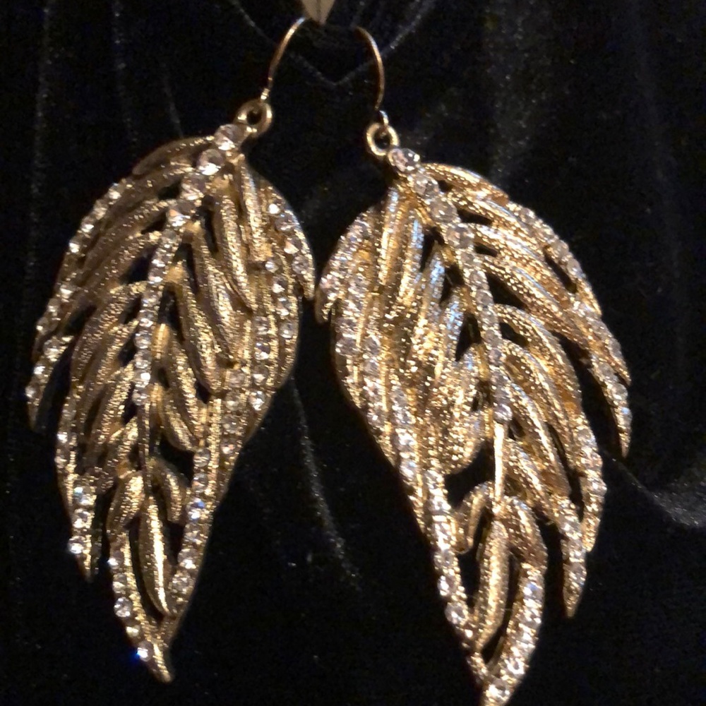 COSTUME JEWELRY